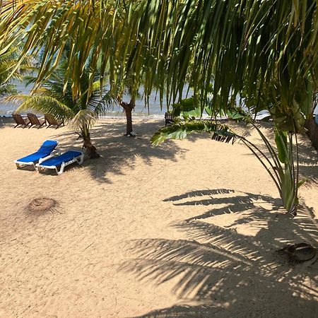 Lost Reef Resort Riversdale Exterior photo